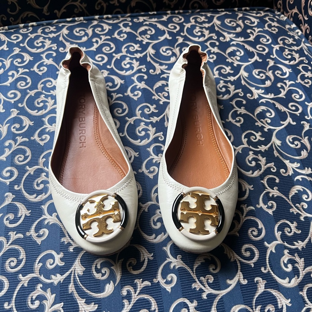 Tory Burch Flat Shoes Size 6